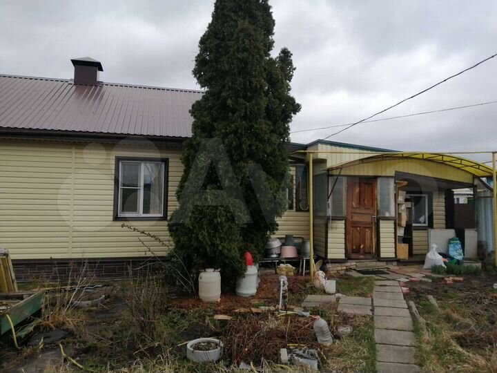 Дом 25,2 м² на участке 6 сот.