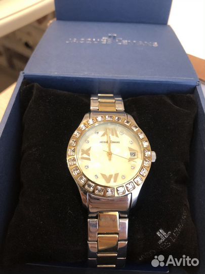 Часы кварцевые