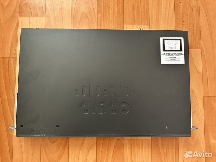 Cisco Catalyst WS-C2960X-48TS-L V03 Cisco WS-C4948