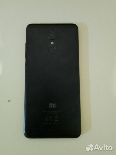 Xiaomi Redmi 5, 4/32 ГБ