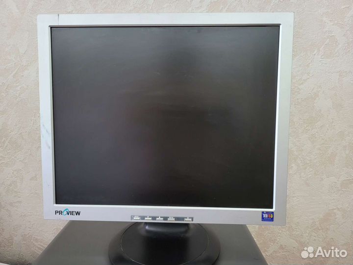 Монитор для компьютера proview- SP716KP