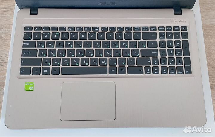 Asus 4 ядра/8 озу/256гб ssd