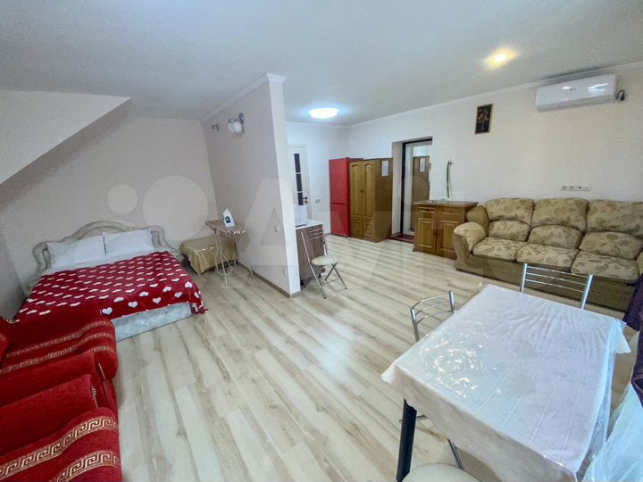 Дом 30 м² на участке 1 сот.