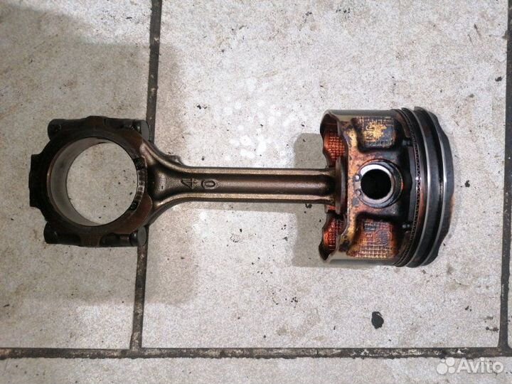 Поршень c шатуном Nissan Teana J32 VQ25DE