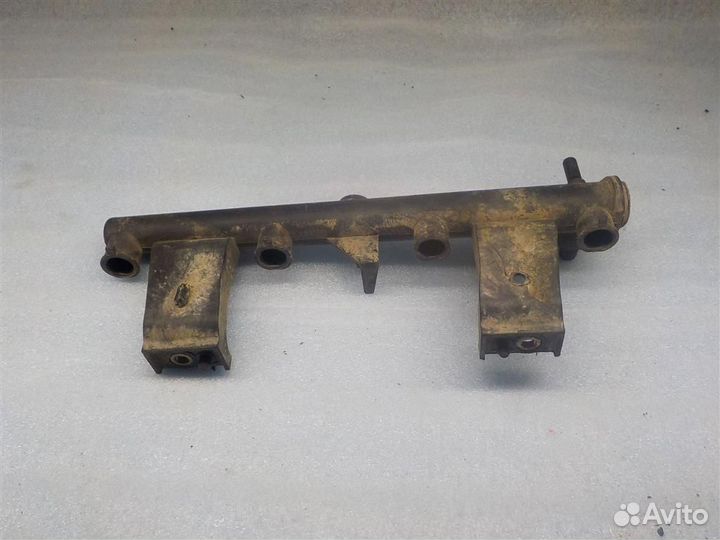 Рейка топливная (рампа) Peugeot 307 2001-2007