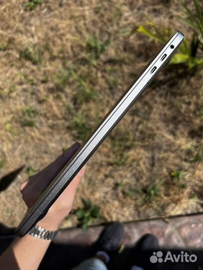 Macbook pro 15 2019 i9 512gb