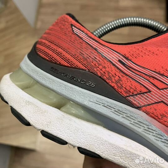 Asics gel kayano 28