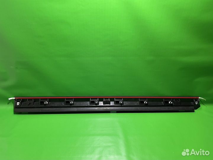 Накладка передней левой двери VW Passat B8 2015+