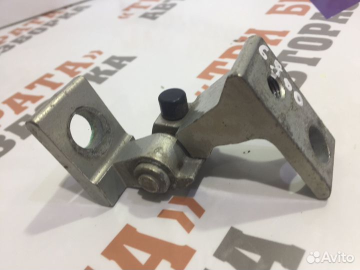 Фольксваген Петля верхняя передней двери Прав