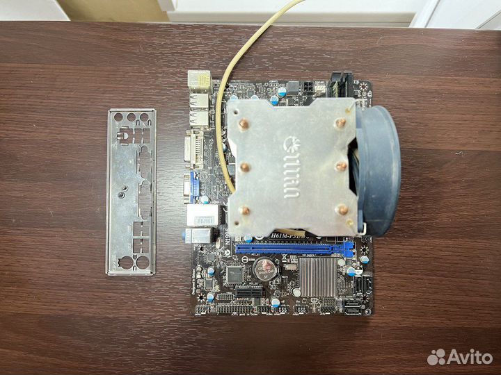 Материнская плата MSI