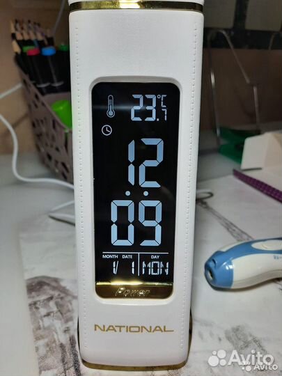 Настольный светильник National NL-65LED (64LED)