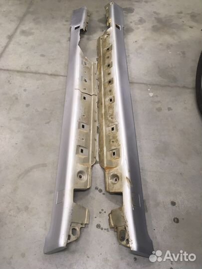 Накладки порогов mercedes w210