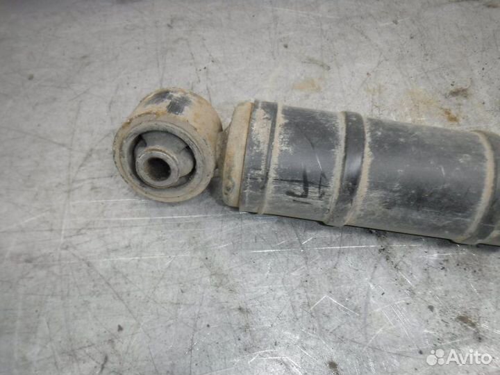 Амортизатор задний правый Opel Astra H Z18XER 2008