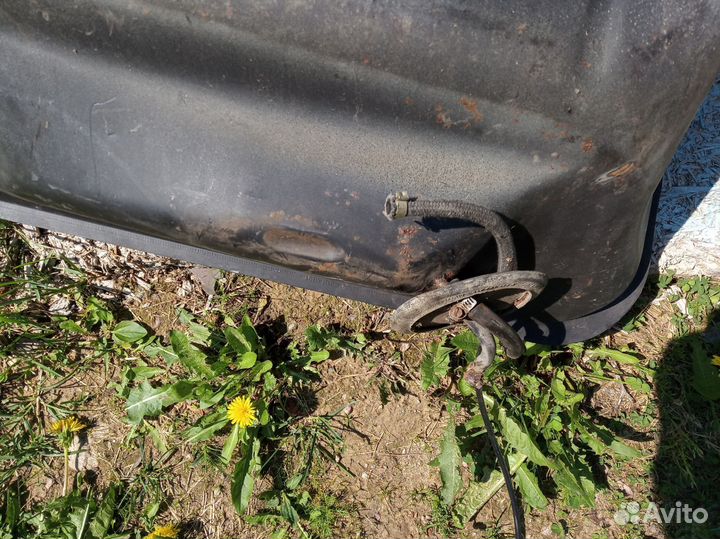 Бензобак audi 80 b3