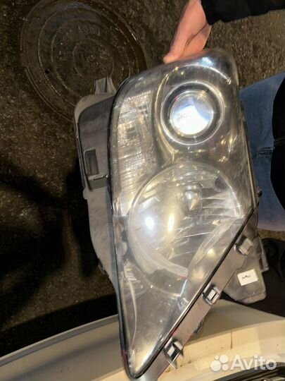 Фара правая lexus lx 570