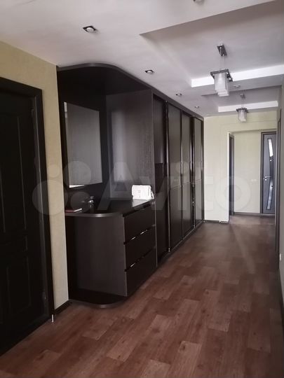 4-к. квартира, 118,6 м², 7/10 эт.