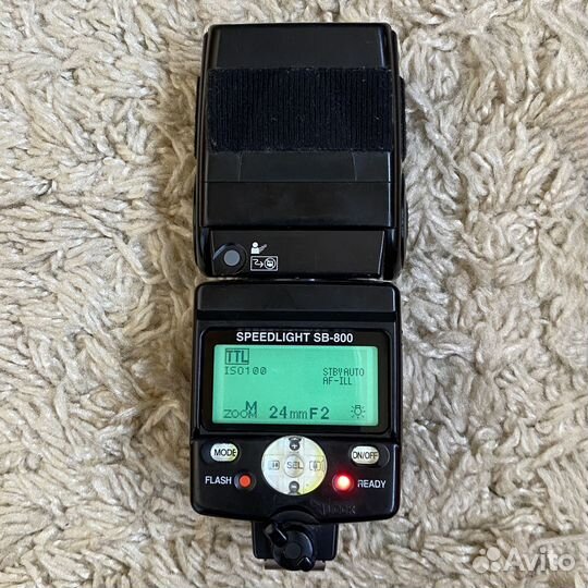 Фотовспышка Nikon SB-800