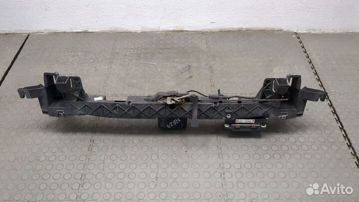 Рамка капота Peugeot 5008, 2014