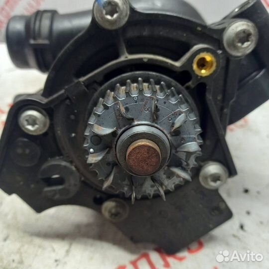 Помпа Audi Q5 CDN 2009