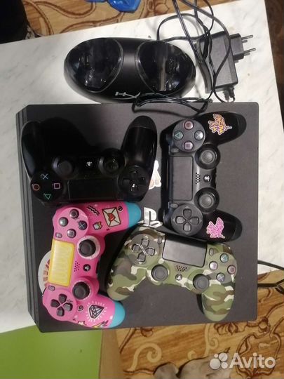 Sony playstation 4 PS4 pro 1tb