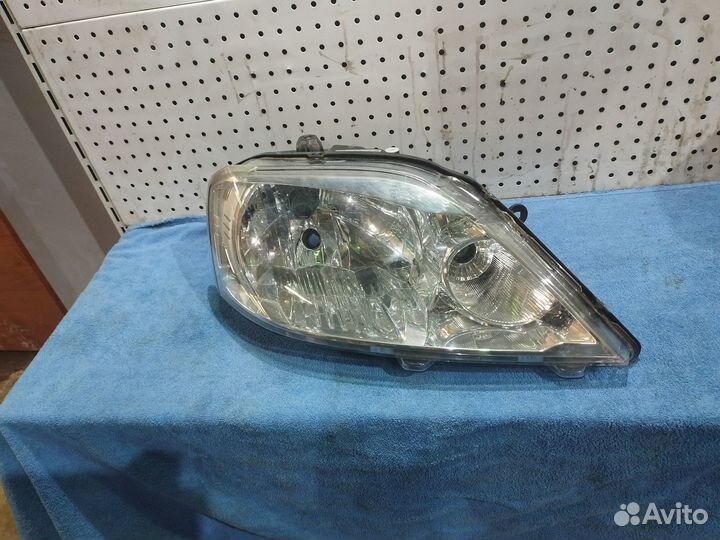 Фара правая renault logan1 рестайлинг, лада largus