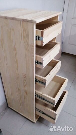 Мебель и предметы интерьера из массива