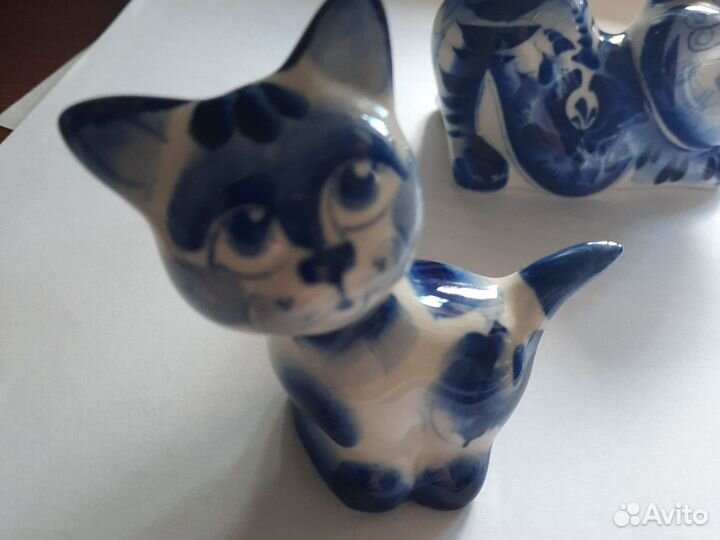 Набор статуэток Кошки гжель. Осталось 4