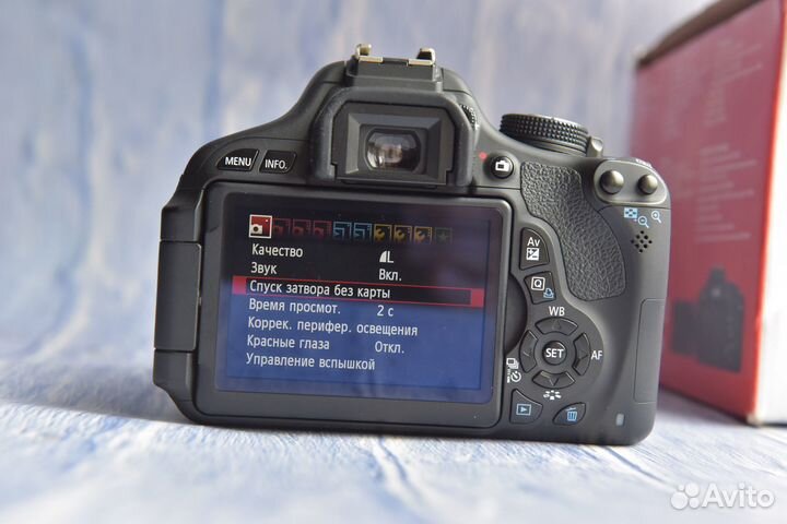 Canon 600D body 8тыс. кадров коробочный
