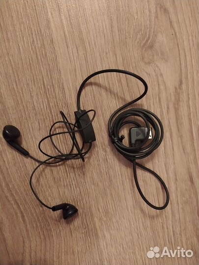Наушники Samsung
