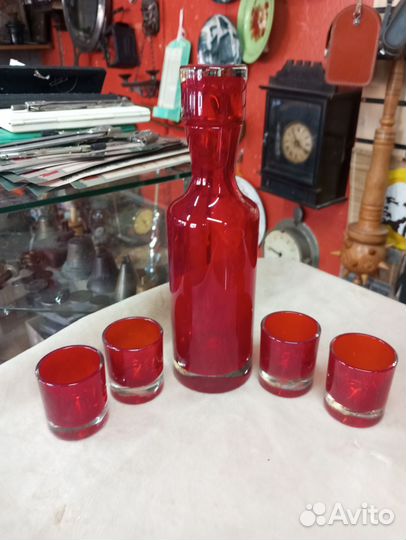 Графин бутылка рубиновое стекло СССР