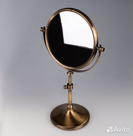 Зеркало настольное
