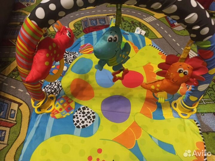 Развивающий коврик