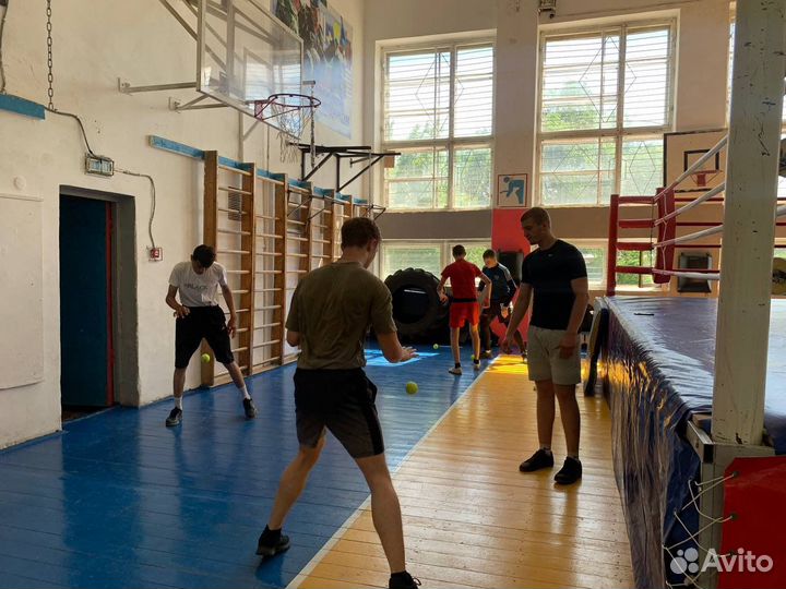 Тренер по боксу