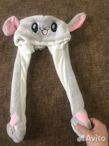 Шапка с двигающимися ушами зайка пикачу