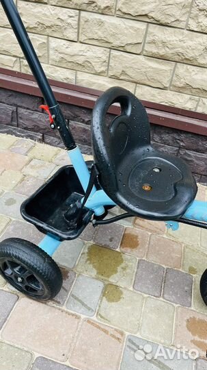 Велосипед с ручкой