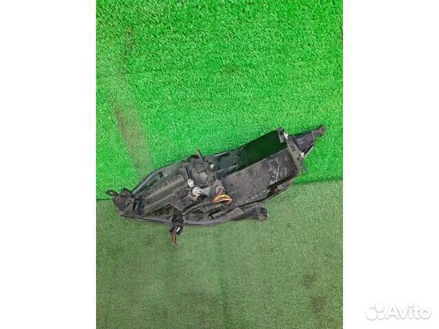 Фара правая Mitsubishi Colt