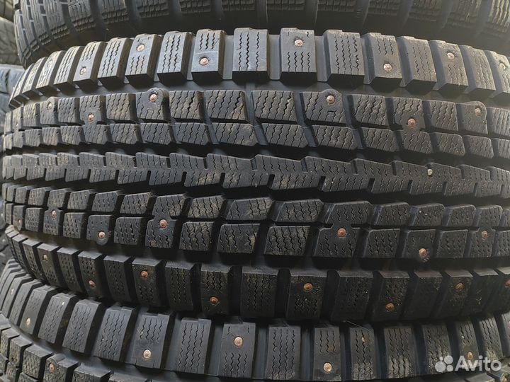 Dunlop SP Winter Ice 01 265/65 R17