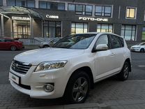 Toyota RAV4, 2012, с пробегом, цена 1 950 000 руб.