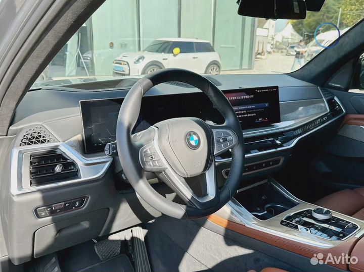 BMW X7 3.0 AT, 2023, 9 550 км