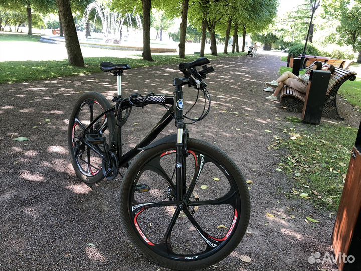Велосипед на литых дисках bmw