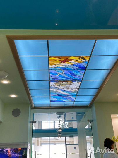 Витражи из цветного стекла