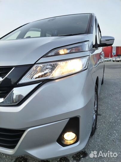 Nissan Serena 2.0 CVT, 2017, 100 000 км