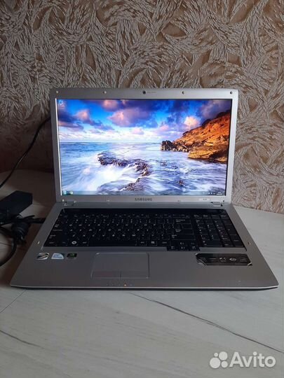 Ноутбук Samsung NP-R730