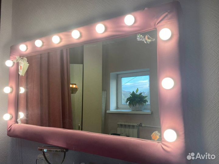 Зеркало с подсветкой