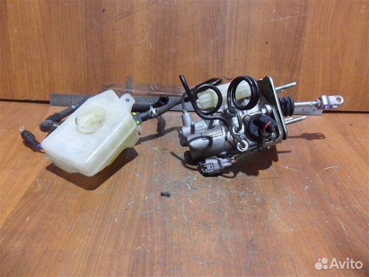 Главный тормозной цилиндр Lexus Ls460/Ls600H XF40