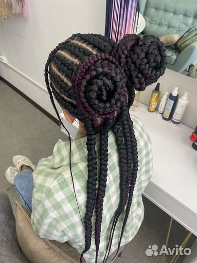 Модель на косы