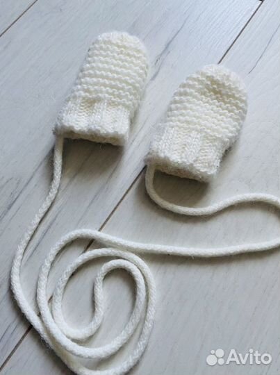 Комплект шапка и варежки