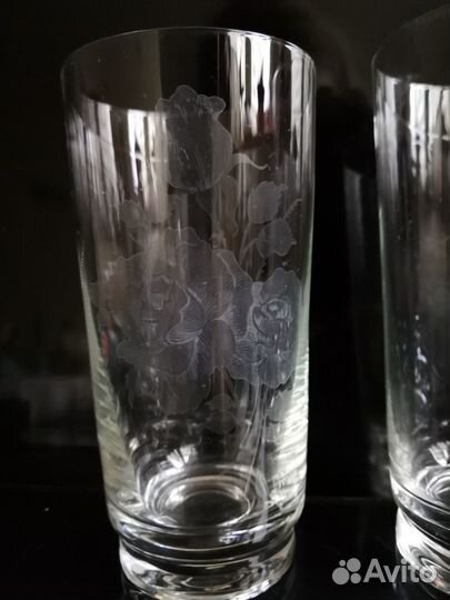 Стаканы тонкие высокие