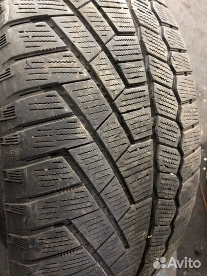 Continental ContiCrossContact Viking 235/55 R17