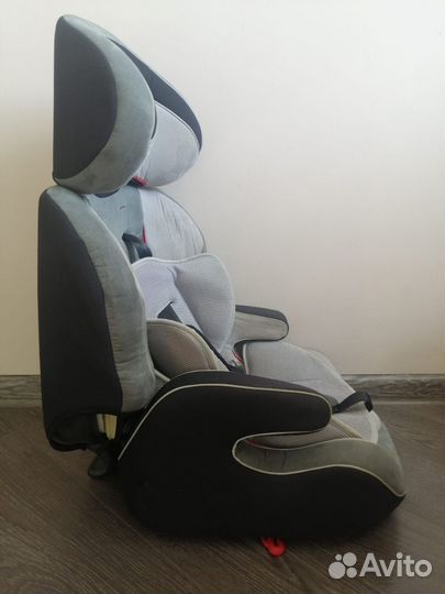 Детское автокресло Emily от 9 до 36кг